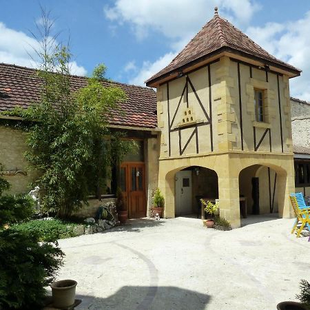 Domaine Au Marchay Bed and Breakfast Nojals-et-Clotte Exteriör bild