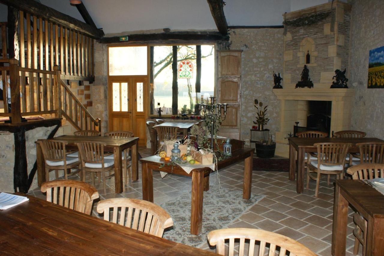 Domaine Au Marchay Bed and Breakfast Nojals-et-Clotte Exteriör bild